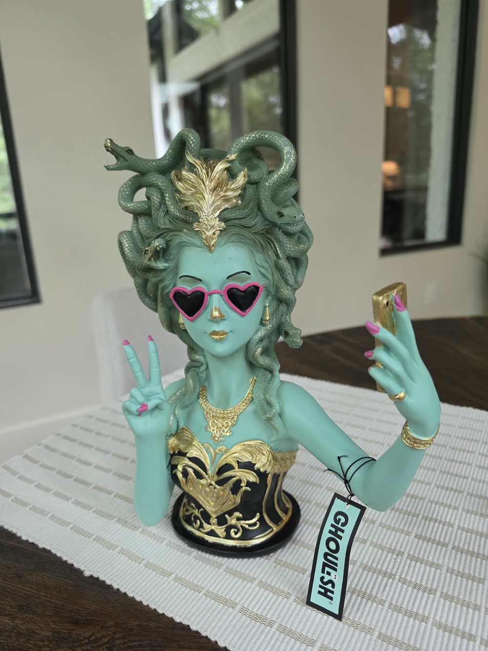 Green Medusa Peace Selfie Bust